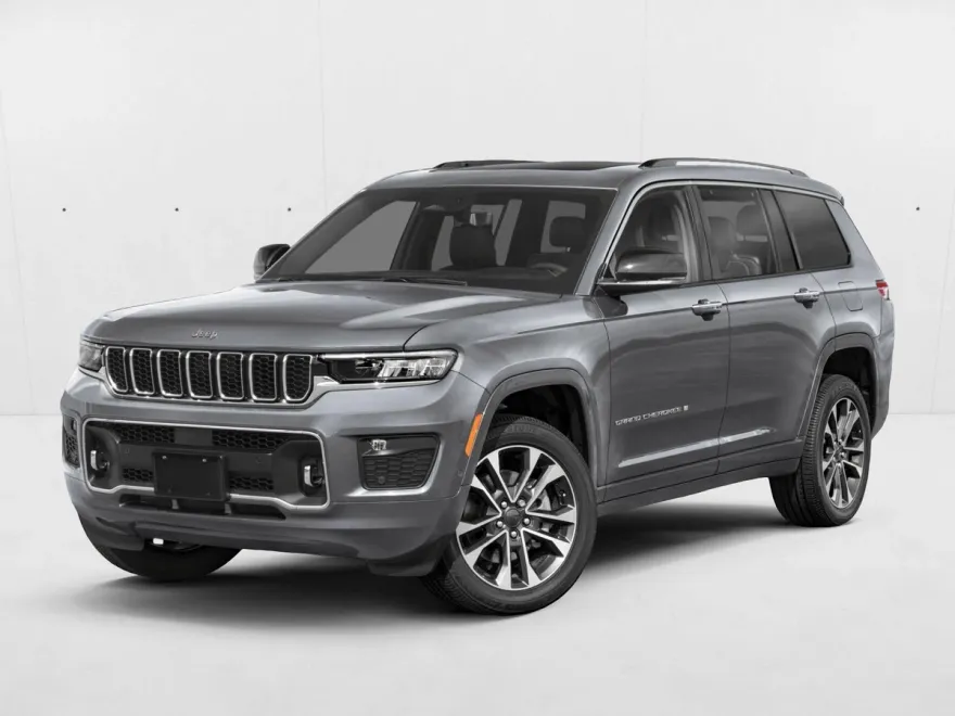 2025 Jeep Grand Cherokee Overland photo 1