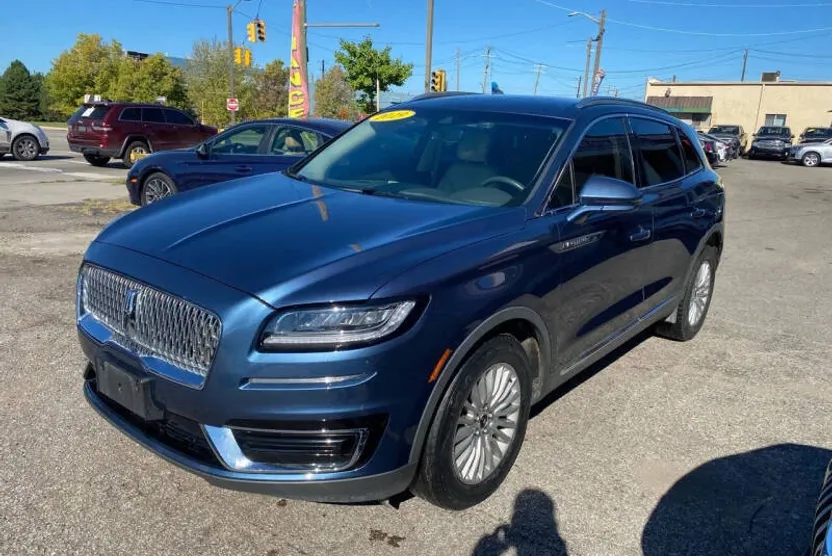 2019 Lincoln Nautilus Premiere photo 1