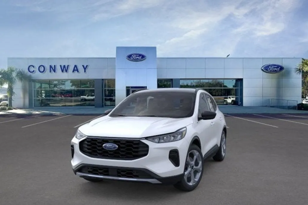 2026 Ford Escape ST-Line photo 1