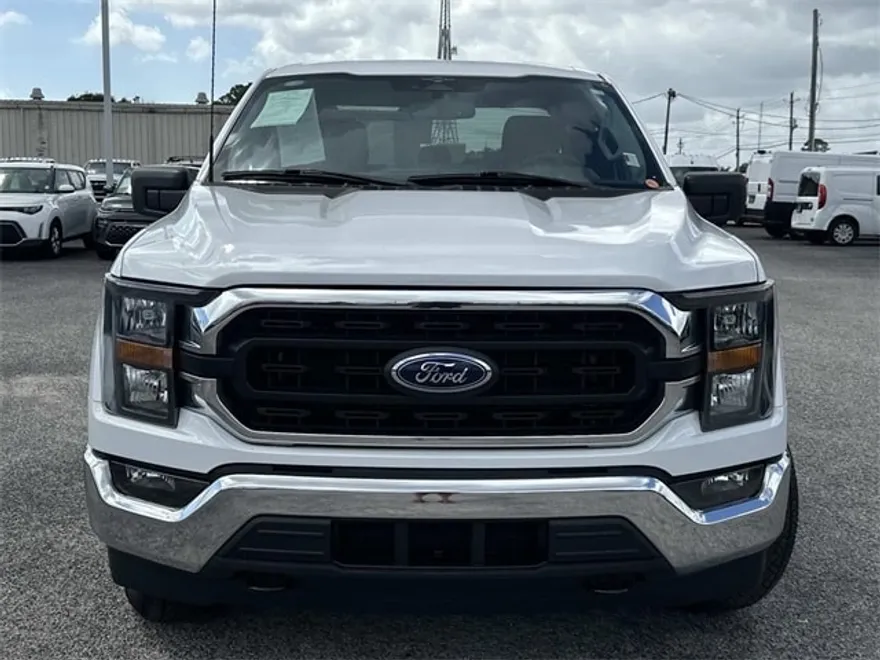 2023 Ford F-150 XLT photo 1