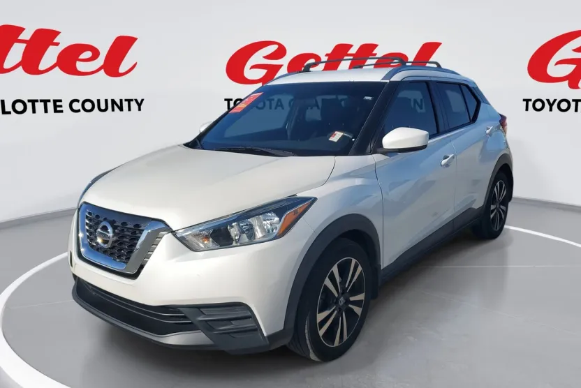 2019 Nissan Kicks SV photo 1