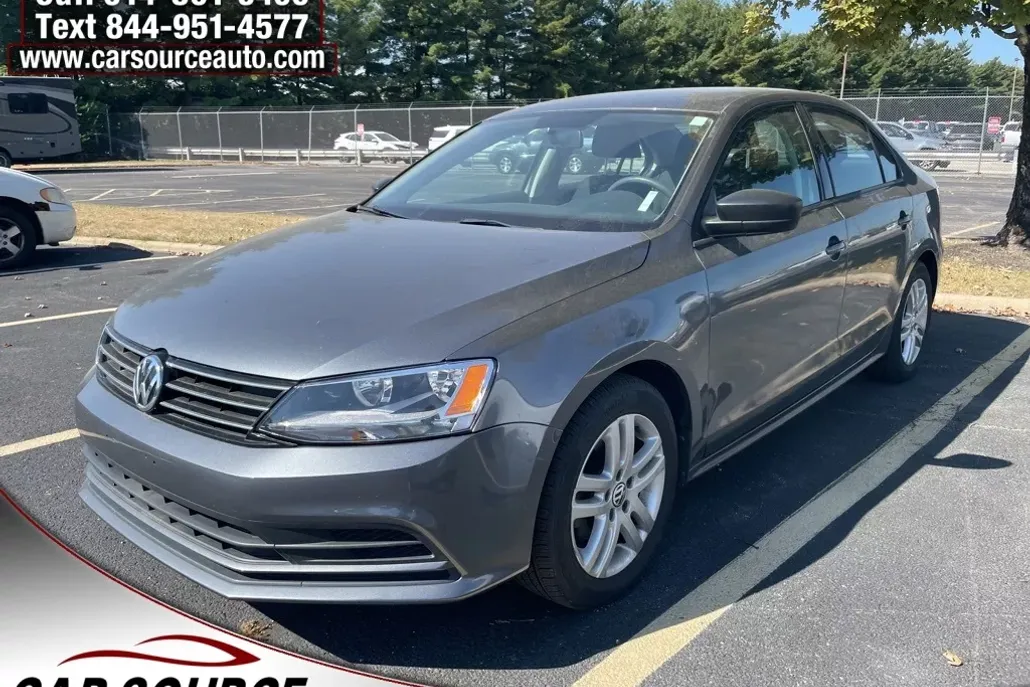 2015 Volkswagen Jetta 2.0 S photo 1