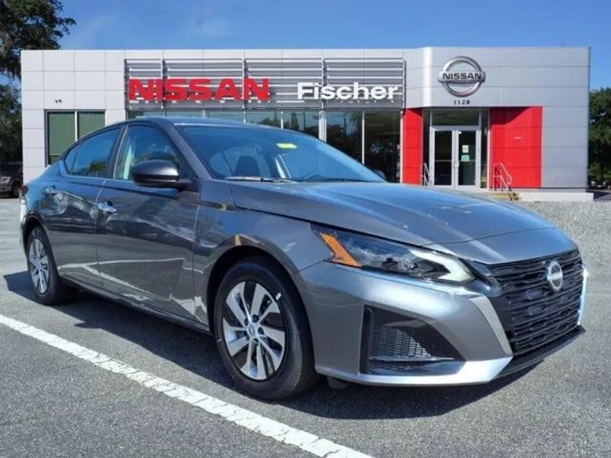 2025 Nissan Altima 2.5 S photo 1