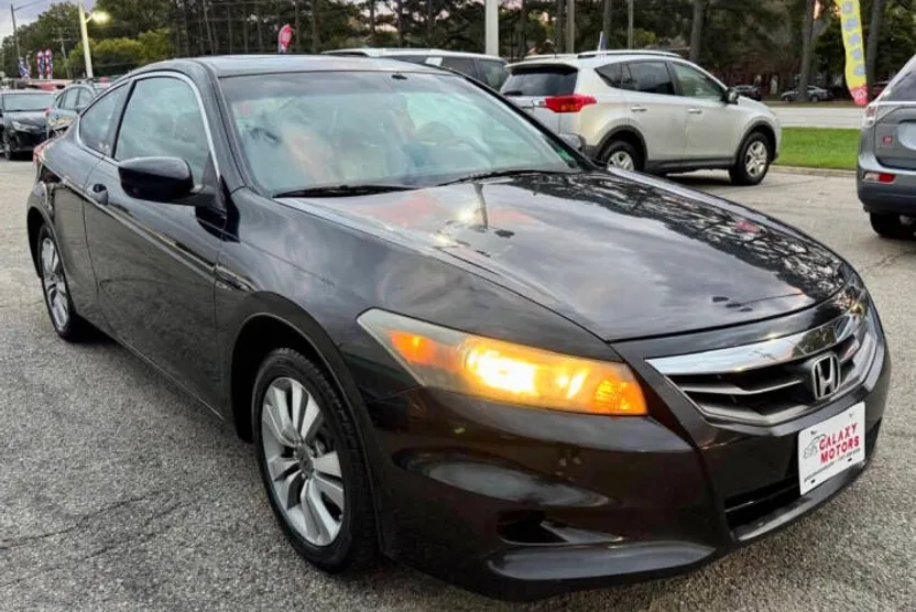 2011 Honda Accord EX-L photo 1