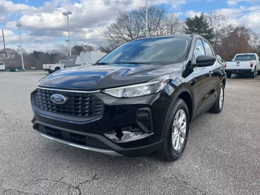 2025 Ford Escape Active photo 1