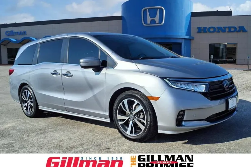2022 Honda Odyssey Touring photo 1