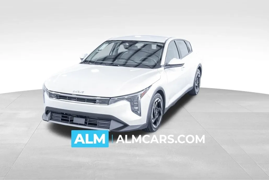 2025 Kia K4 EX photo 1