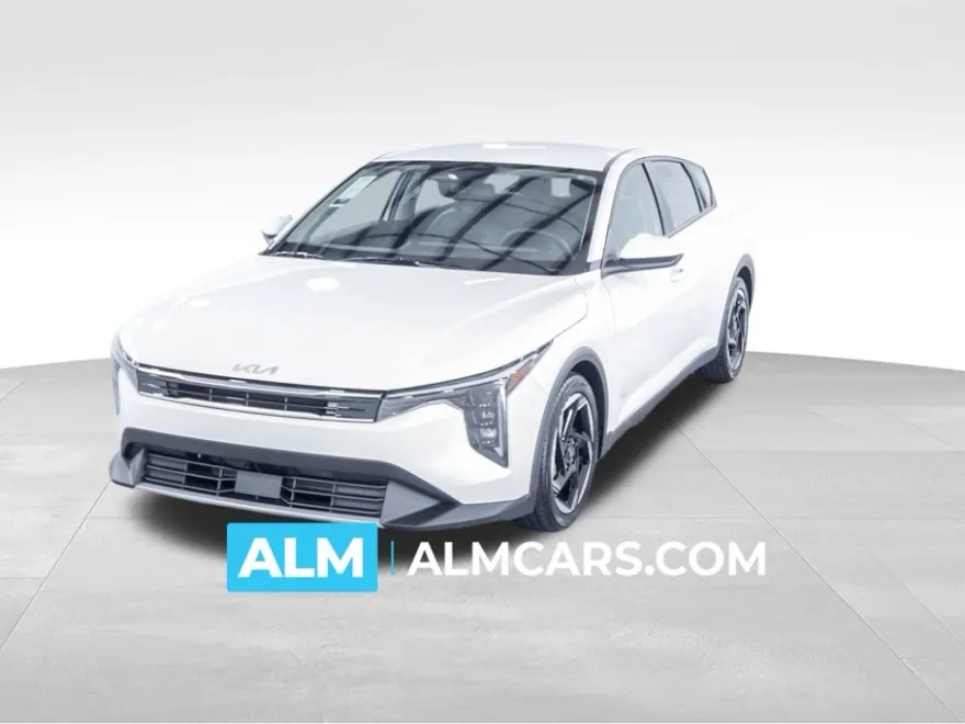 2025 Kia K4 EX photo 1