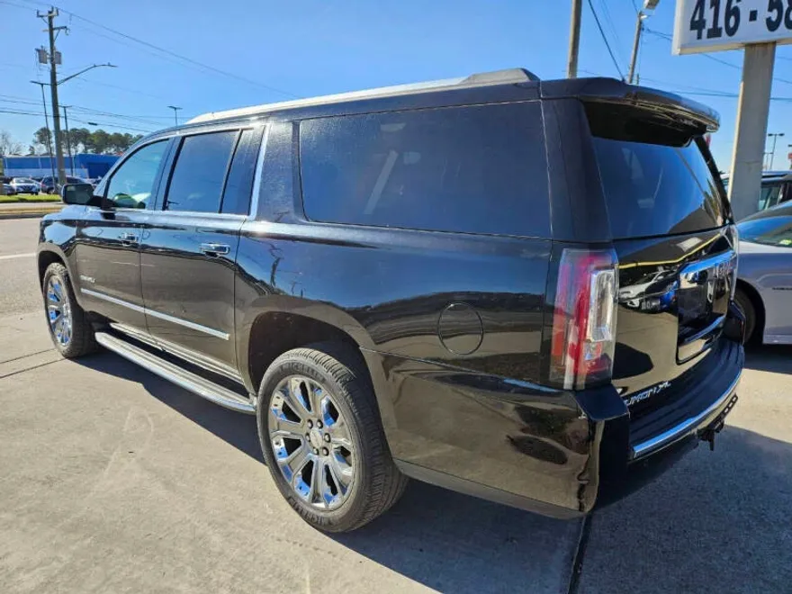 2016 Gmc Yukon XL Denali photo 1