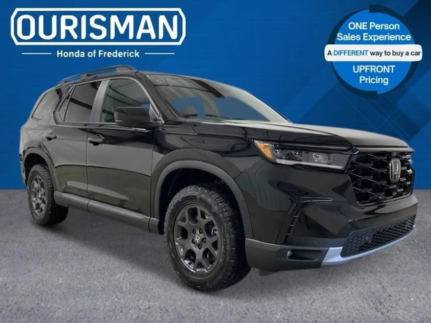 2025 Honda Pilot TrailSport photo 1