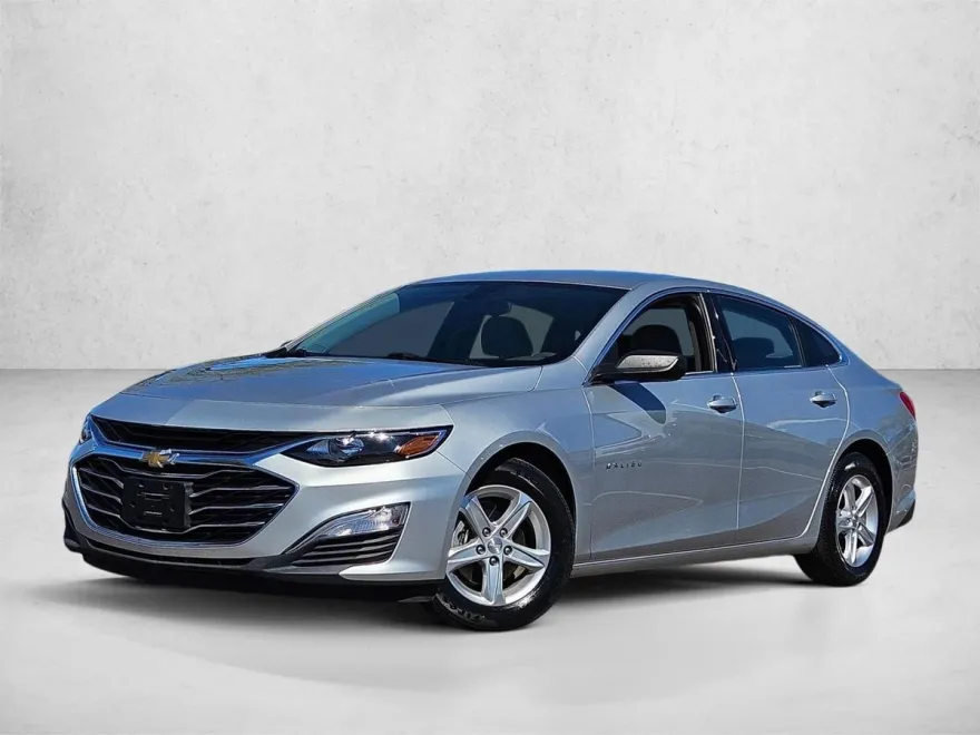 2020 Chevrolet Malibu LS photo 1