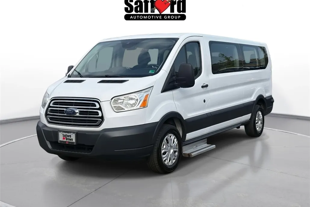 2017 Ford Transit photo 1
