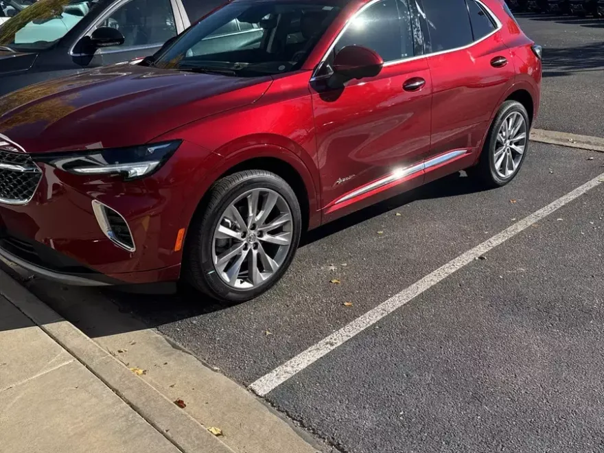 2023 Buick Envision Avenir photo 1