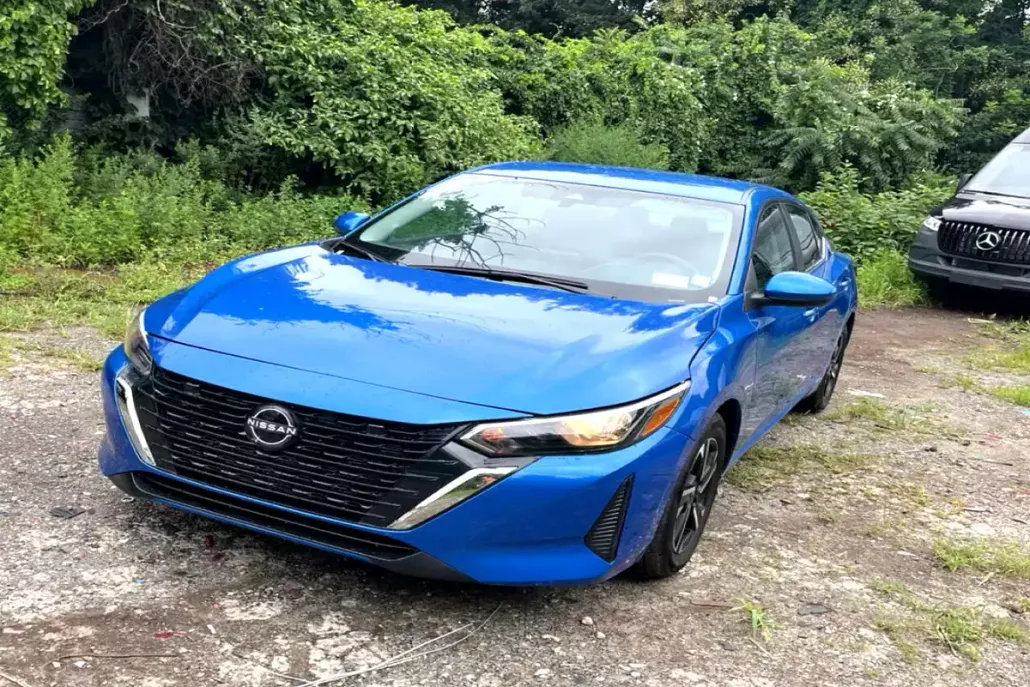 2024 Nissan Sentra SV photo 1