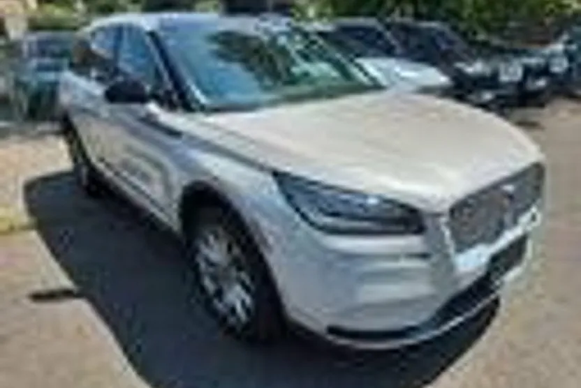 2021 Lincoln Corsair Standard photo 1