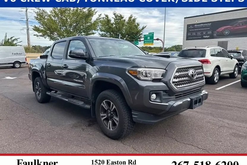 2016 Toyota Tacoma TRD Sport V6 photo 1
