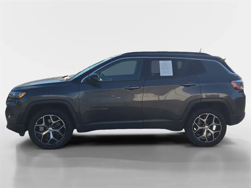 2024 Jeep Compass Limited photo 1