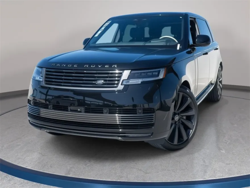 2025 Land Rover Range Rover SV photo 1