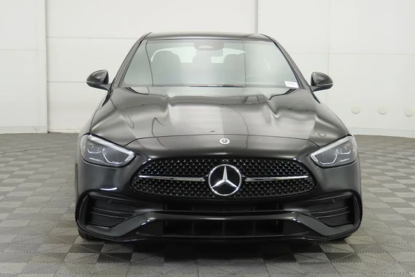 2025 Mercedes Benz C 300 photo 1