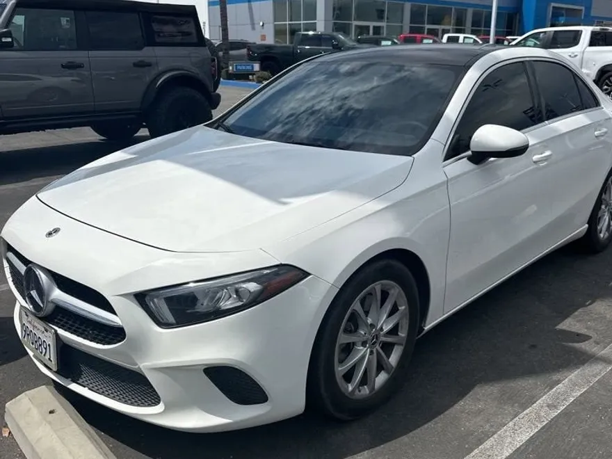2021 Mercedes Benz A 220 photo 1