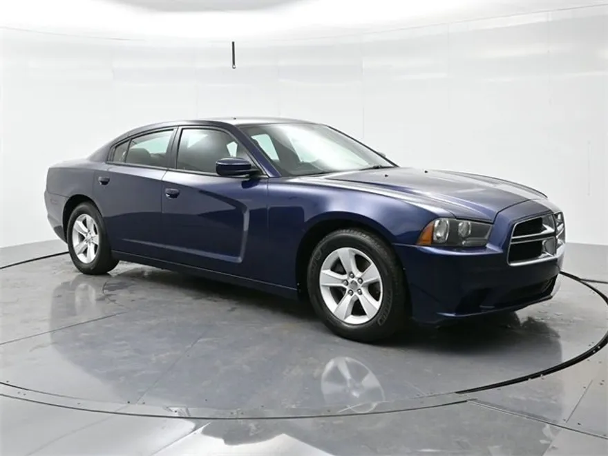 2014 Dodge Charger SE photo 1