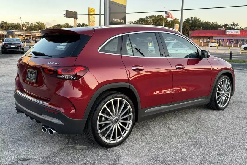2022 Mercedes Benz GLA AMG 45 4MATIC photo 1