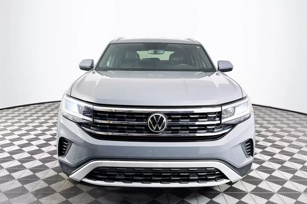 2021 Volkswagen Atlas Cross Sport SE Technology photo 1