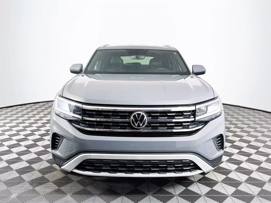2021 Volkswagen Atlas Cross Sport SE Technology photo 1