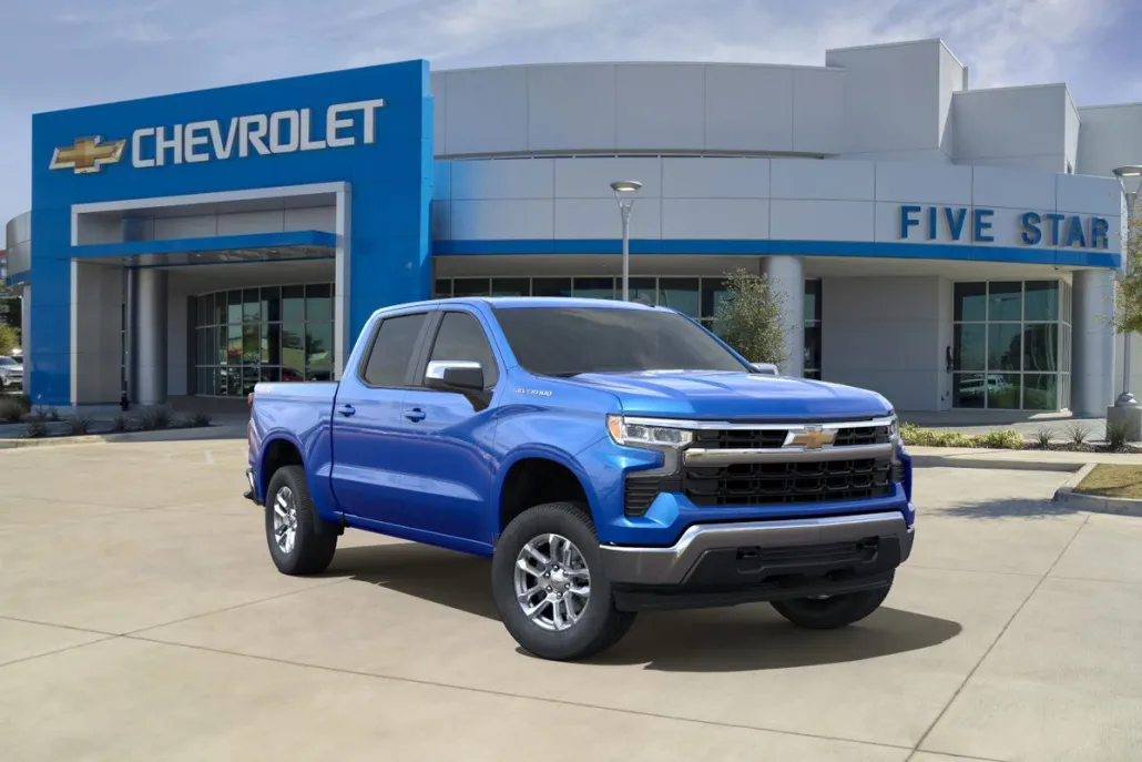 2025 Chevrolet Silverado 1500 LT photo 1