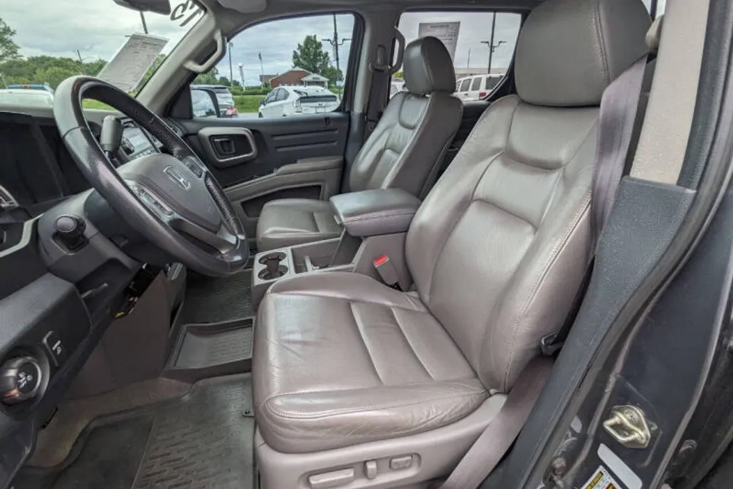 2013 Honda Ridgeline RTL photo 1