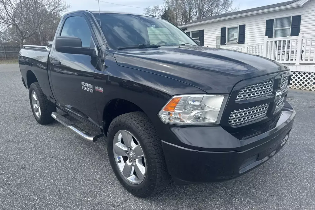 2016 Ram 1500 Tradesman photo 1