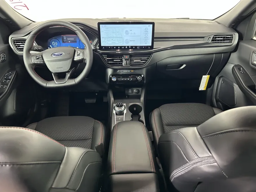 2025 Ford Escape ST-Line Select photo 1