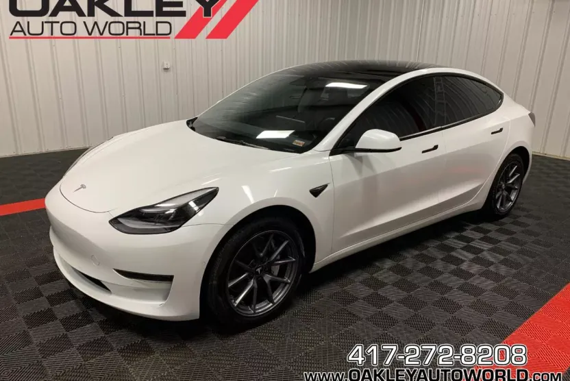 2022 Tesla Model 3 photo 1