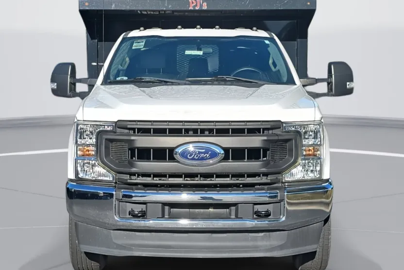 2020 Ford F-350 XL photo 1