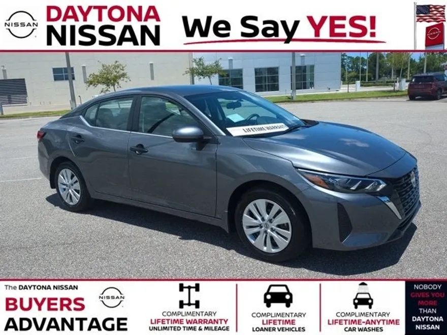 2025 Nissan Sentra S photo 1