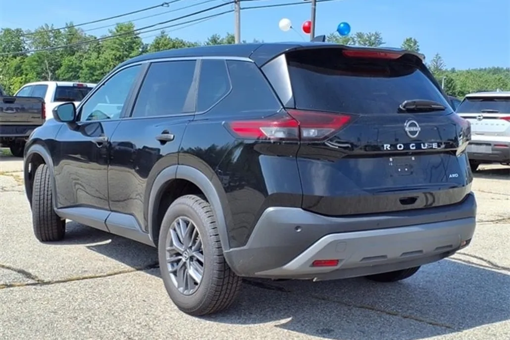 2023 Nissan Rogue S photo 1
