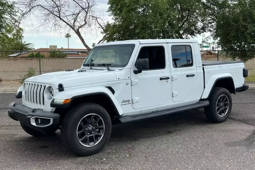 2022 Jeep Gladiator Overland photo 1