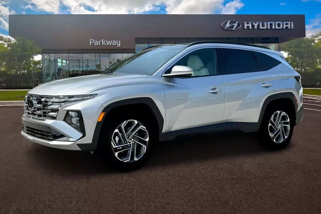 2025 Hyundai Tucson Hybrid Limited photo 1