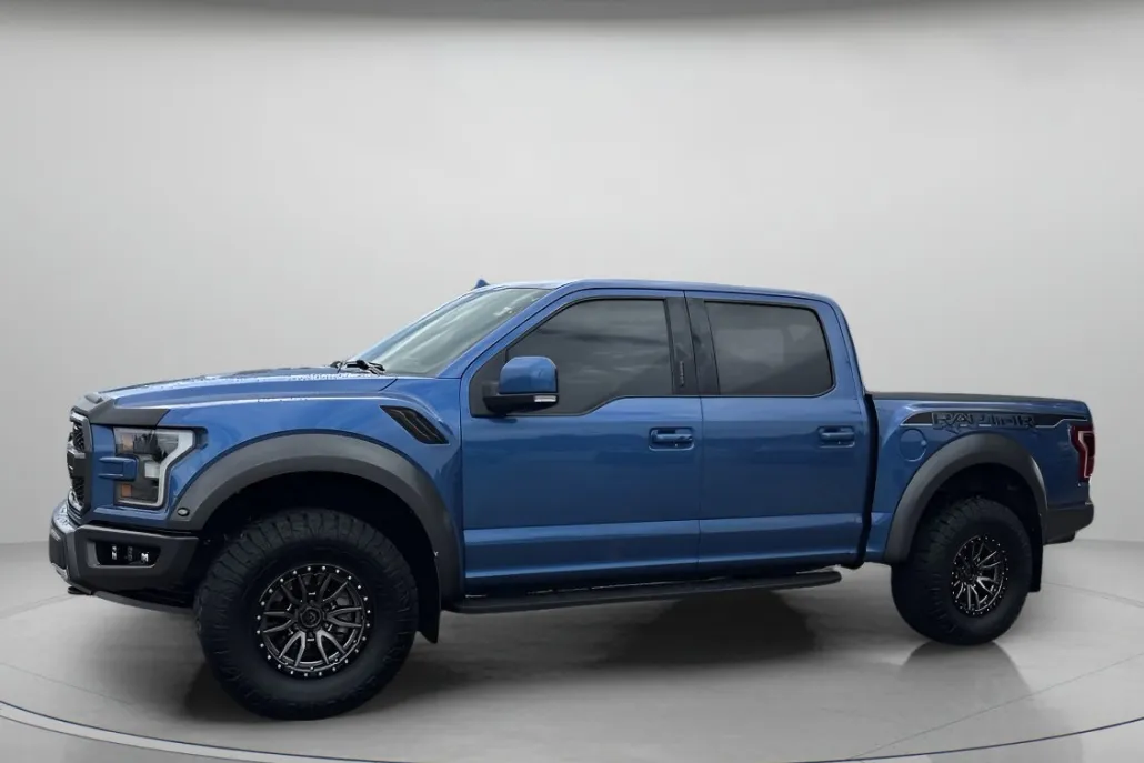 2020 Ford F-150 Raptor photo 1
