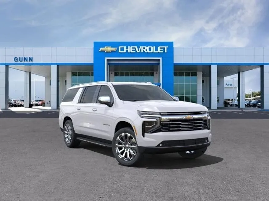 2025 Chevrolet Suburban Premier photo 1