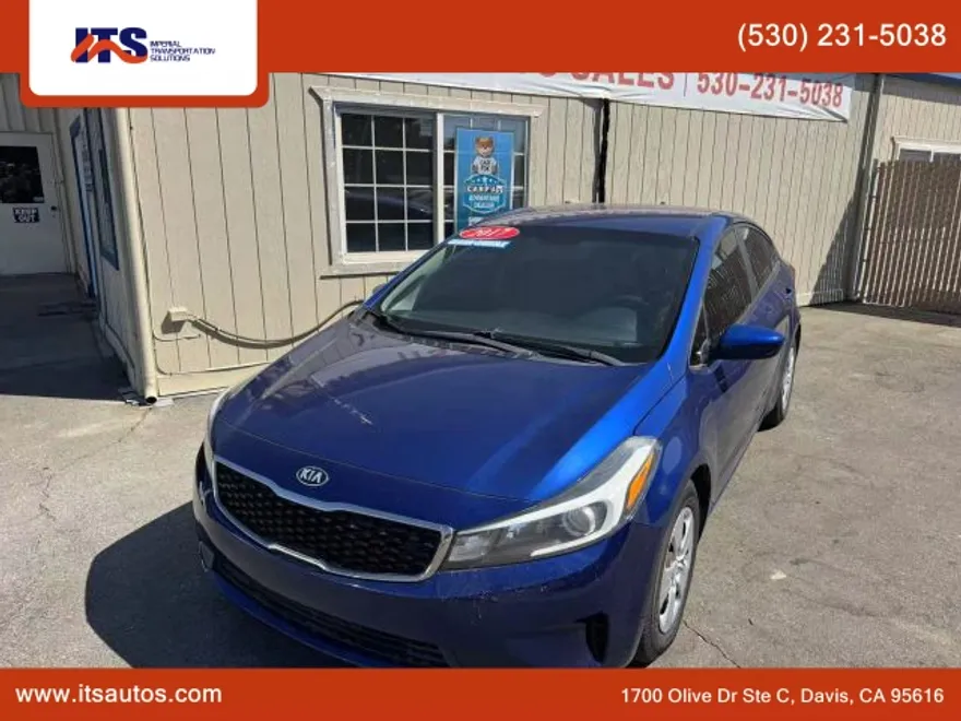 2017 Kia Forte LX Base photo 1