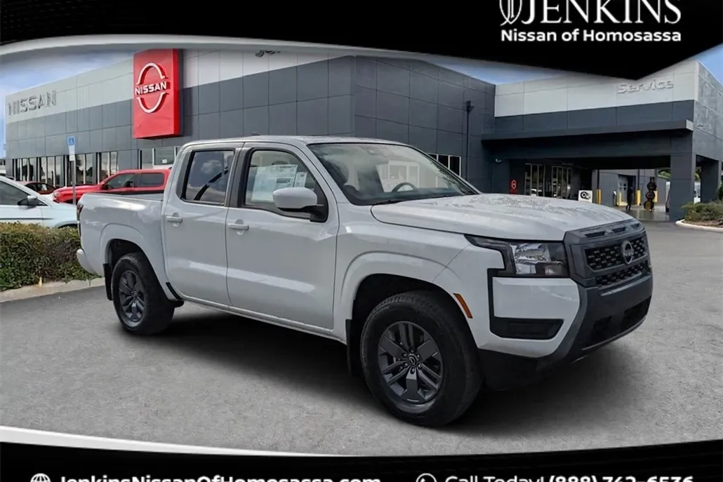 2025 Nissan Frontier SV photo 1