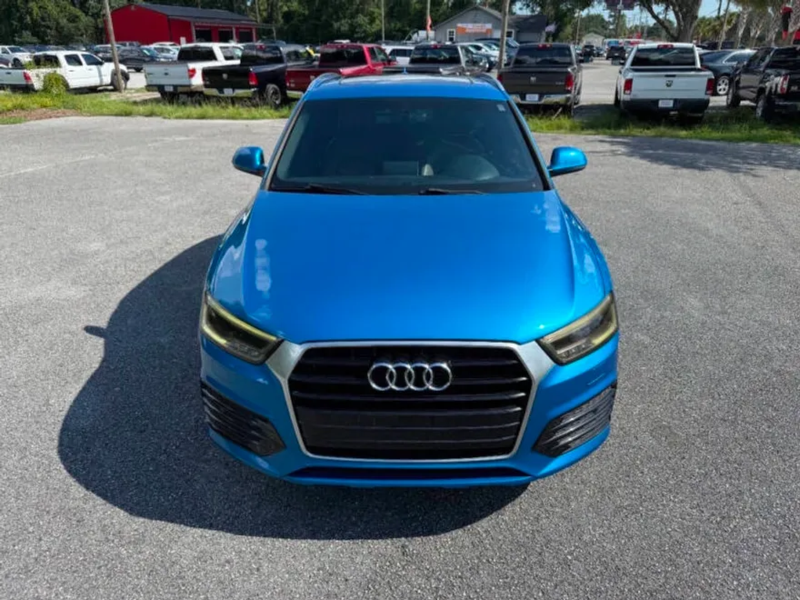 2016 Audi Q3 Prestige photo 1