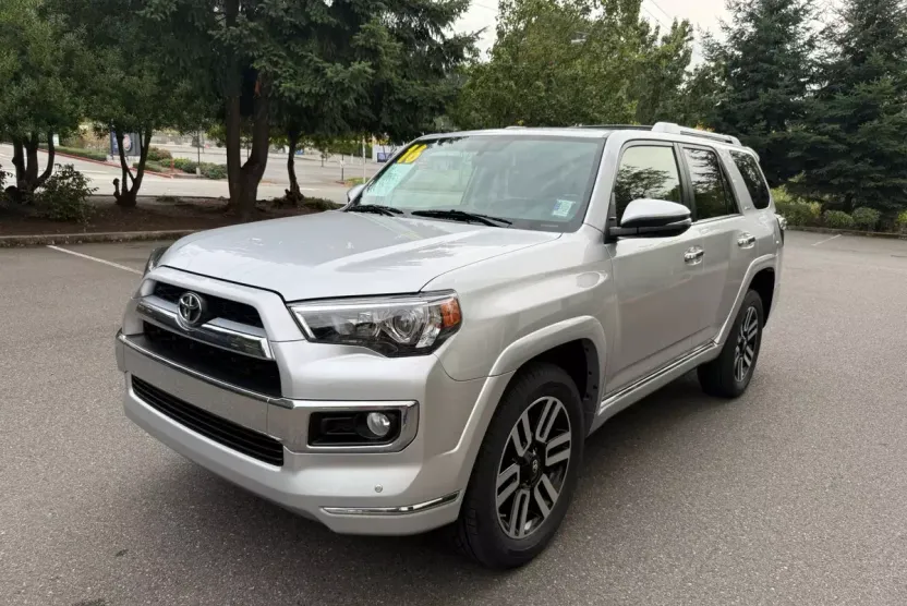 2016 Toyota 4Runner Limited Sport photo 1