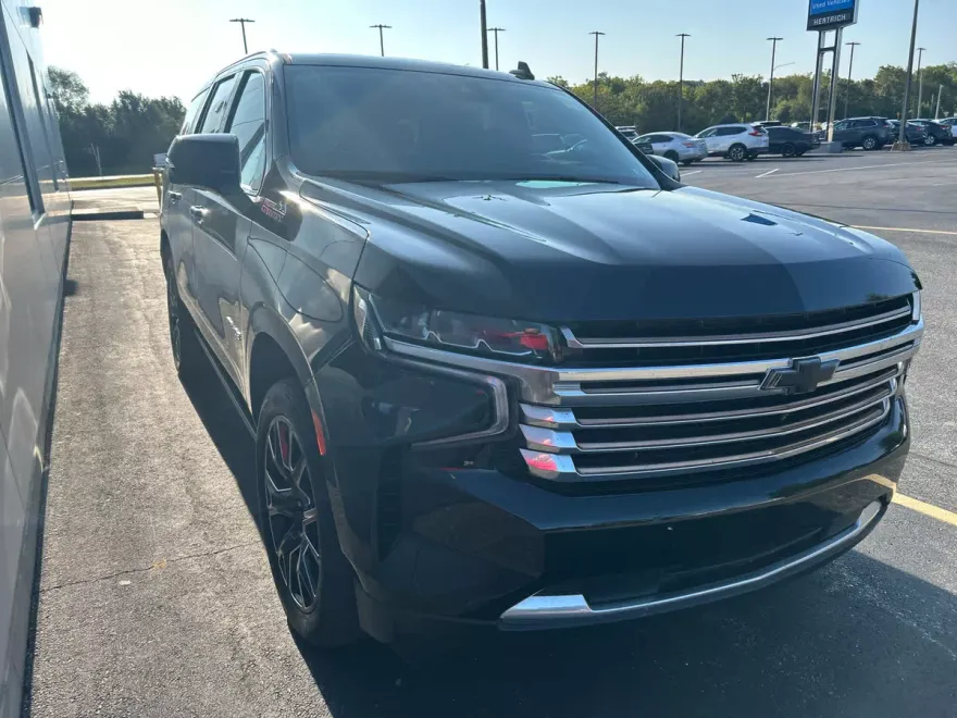 2023 Chevrolet Tahoe High Country photo 1