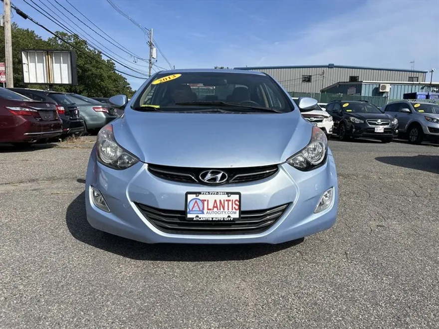 2011 Hyundai Elantra Limited photo 1