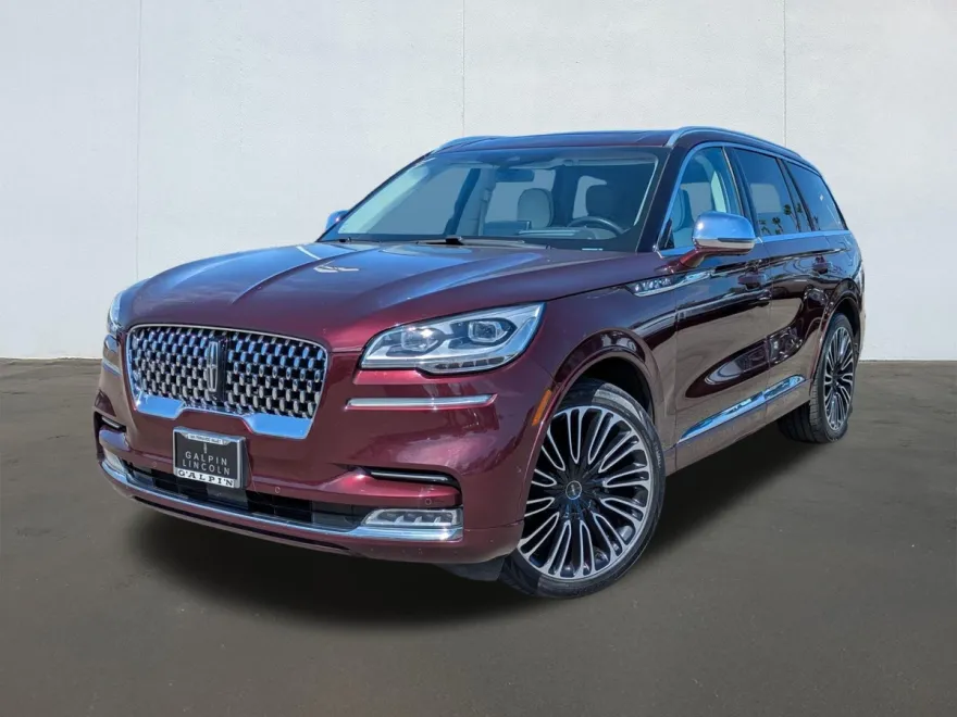 2020 Lincoln Aviator Black Label photo 1