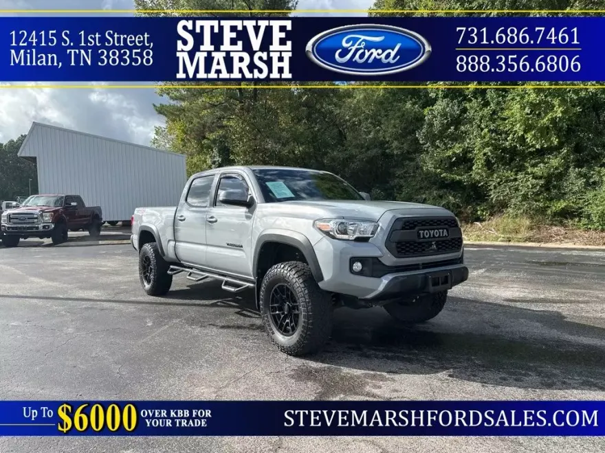 2019 Toyota Tacoma TRD Off-Road photo 1