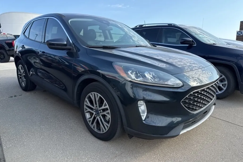 2022 Ford Escape SEL photo 1
