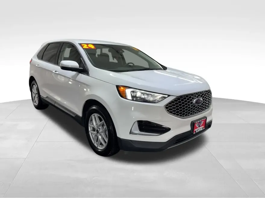 2024 Ford Edge SEL photo 3